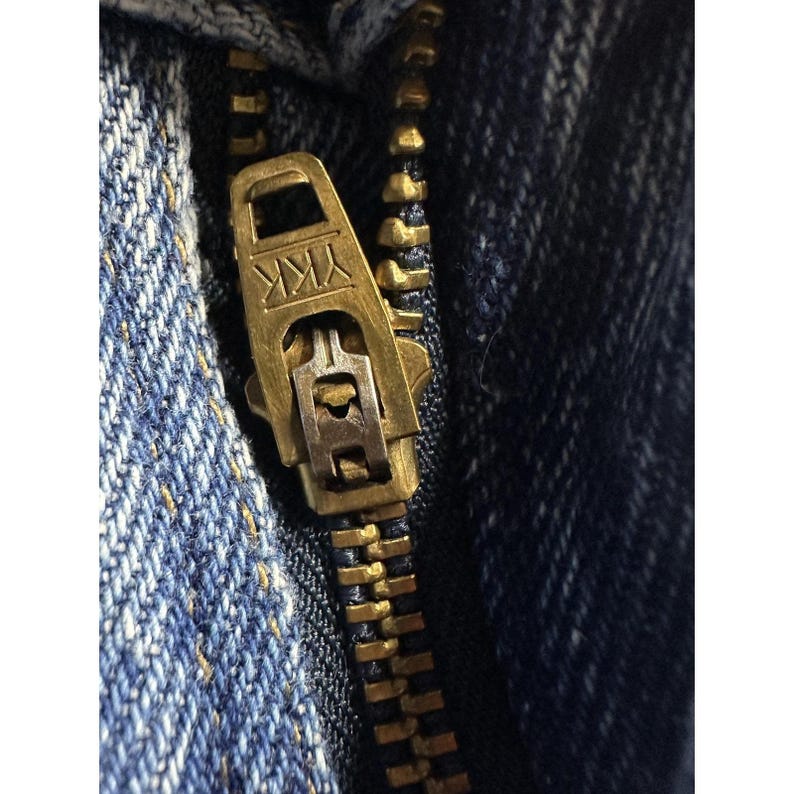 Wrangler Jeans Mens 40x30 Relaxed Fit Straight Leg YKK Zip Vintage Style Denim P image 5
