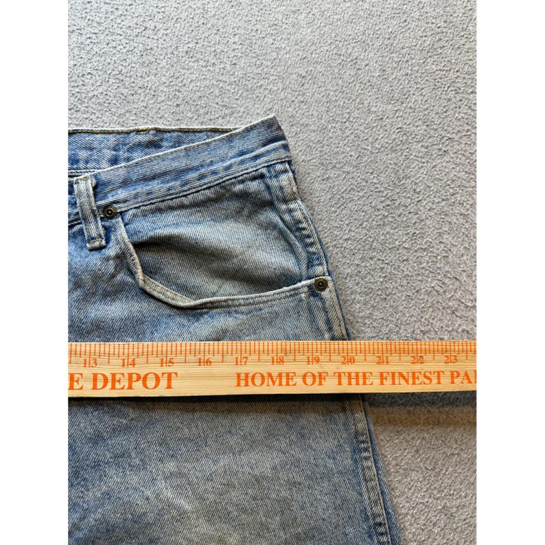 Vintage Wrangler Mens Jeans 34x30 (32x29) Light Wash Denim Relaxed Fit Made USA image 13