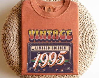 Camiseta vintage de 30.º cumpleaños con colores cómodos, regalo personalizado de edición limitada, camiseta retro personalizada, camiseta unisex teñida.