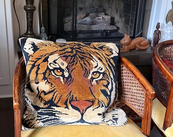 Authentic Himalayan Pure Wool Tiger Face Cushion Cover