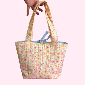 Handmade Everyday Tote Bag, Floral Tote Bag, Cream Tote Bag, Quilted Tote Bag, Cute Tote Bag, Padded Tote Bag, Gift for her
