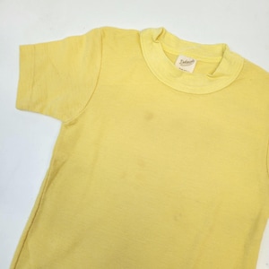 vtg 70s KIDS YELLOW TSHIRT // vintage delmade childrens size 6 pastel gender neutral unisex soft retro big kids casual eco friendly shirt