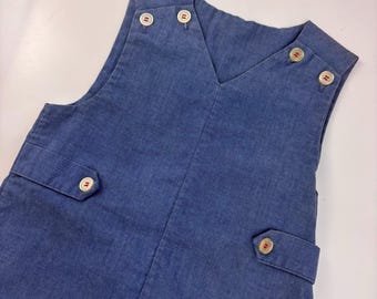 vtg kids 60s 70s BUTTON ROMPER // vintage blue faux denim size 2 T toddler retro girls overalls baby one piece bodysuit chambray jumpsuit