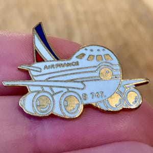 Vintage Air France Boeing 747 Enamel Pin – Airline Aviation Badge – Air France Aircraft Memorabilia – Pilot Gift – Aviation Collectible image 1