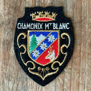 Rare Vintage • Chamonix Mont Blanc France • Patch 1970s – Authentic Travel Souvenir Badge – Collector Piece – Unique Retro Patch French flag