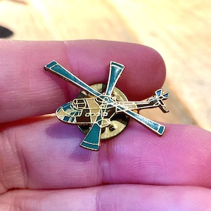 Vintage Puma Military Helicopter Enamel Pin – Aviation Collectible – Army Aircraft Badge – Pilot Gift – Vintage Helicopter Pin
