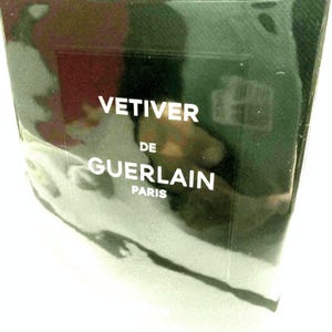 Vetiver De Guerlain Paris profumo da uomo eau de toilette spray 3,4 oz / 100 ml Nuova scatola di vendita al dettaglio sigillata in fabbrica. Vintage. Fuori produzione.