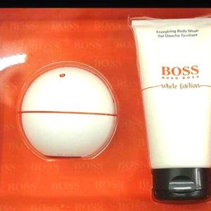 boss in motion orange di Hugo Boss set regalo da 2 pezzi per uomo.versione precedente. 3 oz edt + 2,5 oz balsamo dopobarba. Nuovo