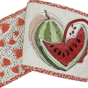 Watermelon Quilted Table Runner – 8x30 Summer Table Décor, Fruit Kitchen Accent, Picnic Centerpiece, Handmade Quilt Gift