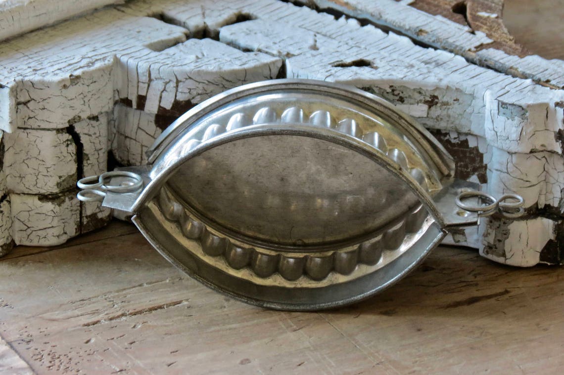 Lovely Vintage French Tin Game Pie Mold....Hinged Numbered Etsy