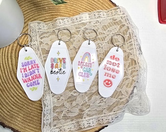 Retro Motel Keychain: Sarcastic Car Themed Keychain Gift