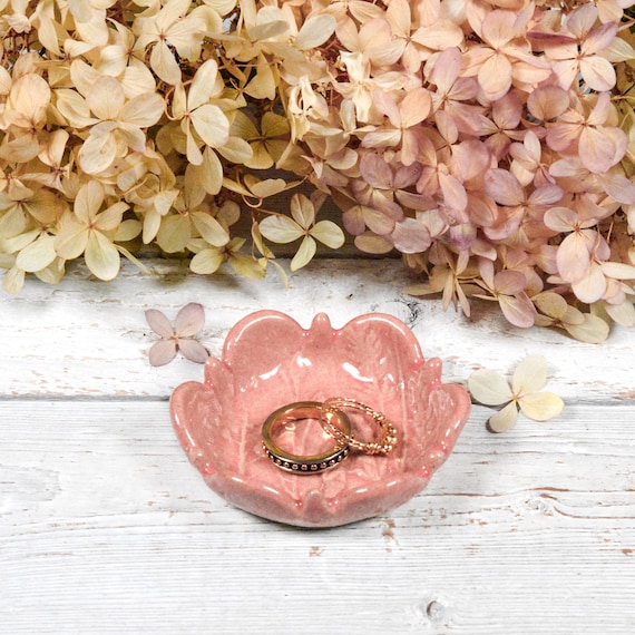 Handmade Pink Pottery Ring Dish: Floral Scalloped Ceramic Tray