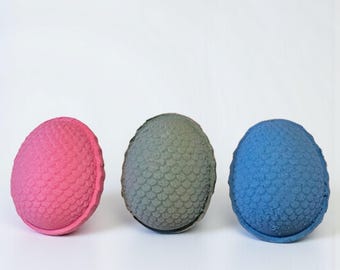 Dragon Egg Bath Bomb with flexi dragon