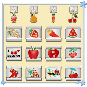 Puede incluir: Un conjunto de 12 pulseras con dijes con varios diseños de frutas y verduras. Los dijes están hechos de metal y esmalte y presentan una variedad de colores, incluyendo rojo, verde, amarillo y naranja. Los dijes son de diferentes formas y tamaños e incluyen diseños como fresas, cerezas, uvas, manzanas, sandías y pimientos.