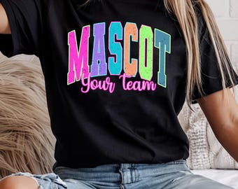 Aangepaste mascotte Your Team png, Varsity School png, neon Distressed School png, sportteam/school png, kleurrijk mascotteteam, schoolgeest png