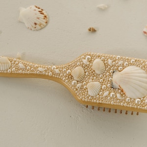 Sea Shell Pearl Hairbrush, Mermaid Brush