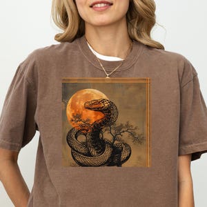 Vintage Snake Shirt, Snake Lover Retro Tshirt, Retro Shirt, Gothic Vines Shirt, Snake Lover, Oversized Shirt, Aesthetic Tee, Comfort Colors