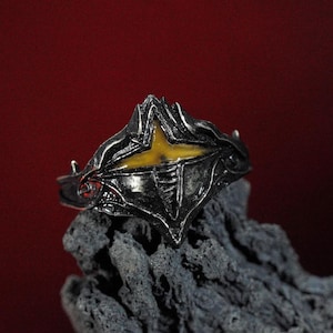 Anillo EXCLUSIVO de Dark Souls: Anillo Calamidad, hecho a mano por fans. Anillos personalizados de plata 950. Incluye el Anillo Calamidad y el Anillo del Favor. imagen 1