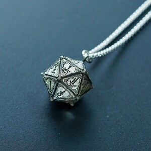 PREMIUM Fanmade Shadowheart Mysterious Artifact Baldur's Gate 3 Necklace Handmade Silver 950, Shadow Heart Artifact Pendant