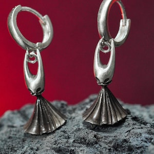 Ho.r.net Earrings – PREMIUM Handmade Silver 950 Jewelry for Ho.ll.ow K.ni.g.h.t & Silksong Fans – Indie Fantasy Gift for Gamers, Cosplayers