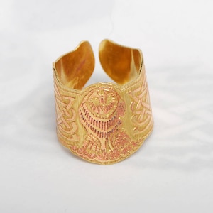 Brass owl ring, Celtic owl ring, golden bird ring, adjustable bird ring, symbol of Athene, goddess ring, wise old owl, good luck symbol