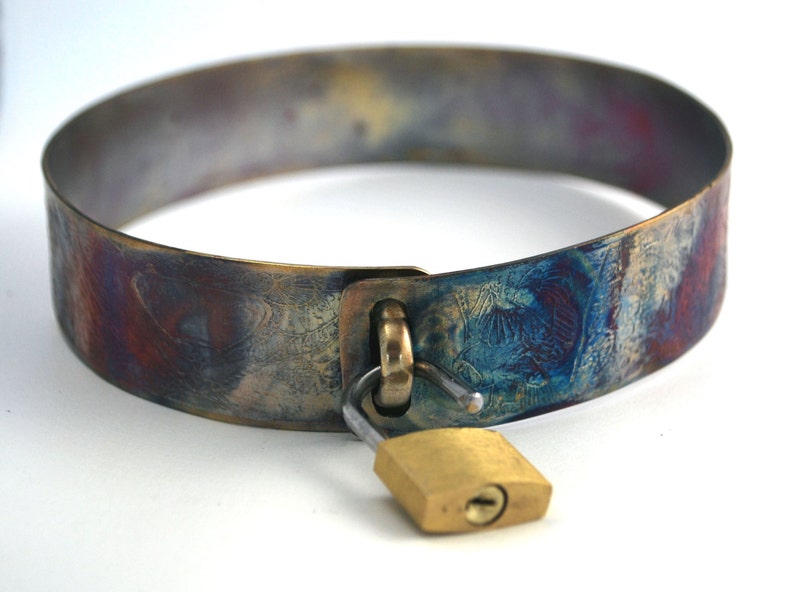 Copper Slave Collar with Art nouveau pattern and owl detail image 5