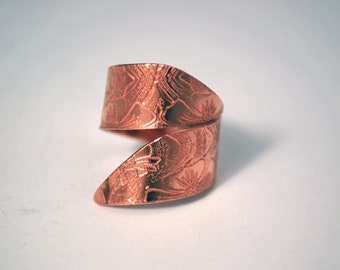 Etched Copper Ring - Adjustable size -  twist ring