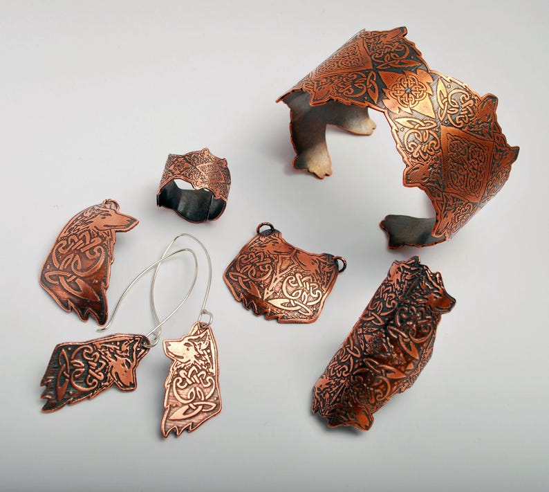 Copper wolf ring with Celtic wolves pattern, celtic knot, bronze, copper or brass image 2