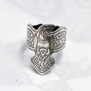 Anello in argento corvo, Celtic corvi gioielli, wrap-around raven, anello di Corvidi, norrena gioielli, anello celtico armatura, anello corvo, corvo scudo anello