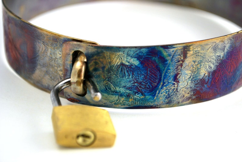 Copper Slave Collar with Art nouveau pattern and owl detail image 4