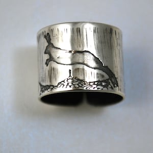 Adjustable Etched silver Hare or Moongazing Hare Ring - oxidised
