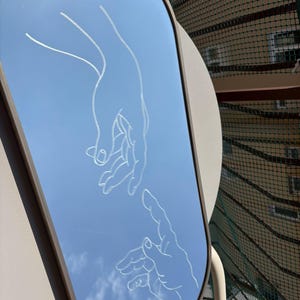 Specchio ovale 30x70 cornice oro incisione a mano "Creazione di Adamo"