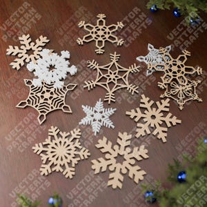 Fiocchi di neve di Natale ornamenti palline albero 84 bundle svg file taglio laser Glowforge ornamenti di Natale svg cricut fiocchi di neve dxf vettore