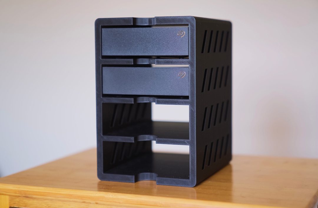Display Shelf Unit for Seagate 8TB Expansion Desktop Hard Drive ...