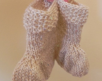 Baby's Champagne Stockings Knitting Pattern PDF