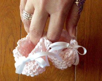 Heel Bow Knit Baby Shoes Pattern PDF