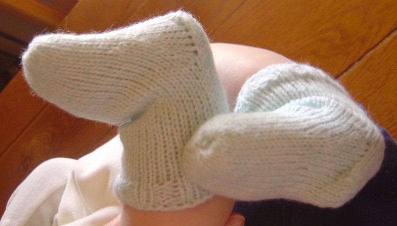 Baby Sock Knitting Pattern PDF image 2