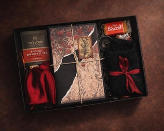 Dark Romance Book Box – Blind Date with a Book, Surprise Novel & Treats