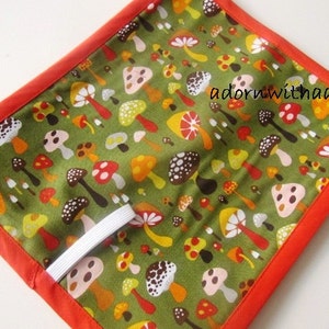 Chalkimamy Alexander Henry Woodland Mushrooms TRAVEL chalkboard mat placemat (a)