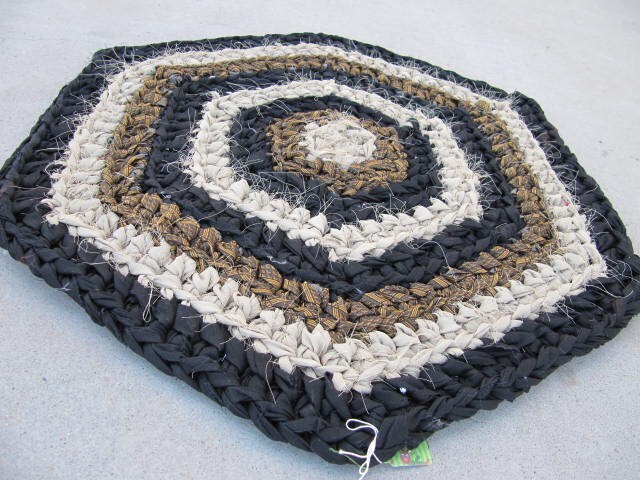 Black Brown Crocheted Rag Rug, Hexagon Rug, Rustic Home Decor, Handmade ...