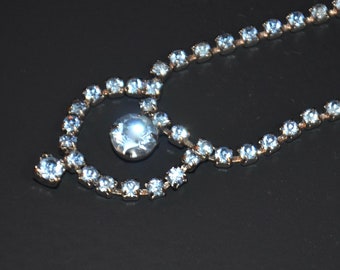 Vintage blue rhinestone necklace. unsigned.  Choker adjustable.