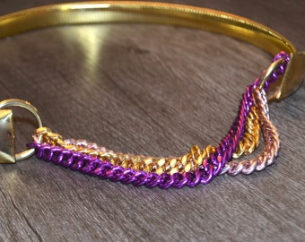 Vintage gold serpentine stretch belt with tiered ombre pink chains.  VFG 28 to 30 waist.