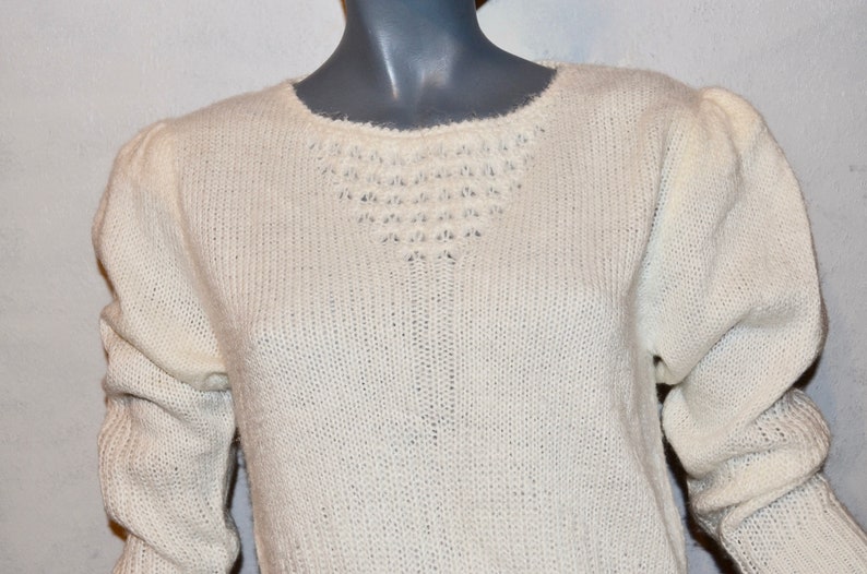 Bust 38 VFG Puff sleeves medium Romantic off white fuzzy sweater Vintage 1980s Boho romantic Sweater By Albee
