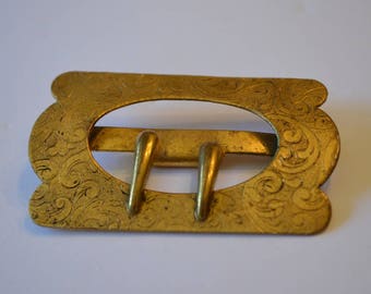 Antique Belt Buckle . Gold Tone asymmetrical metal with etched scroll design. For wear, redesign, reenactment. Finding. Edwardian