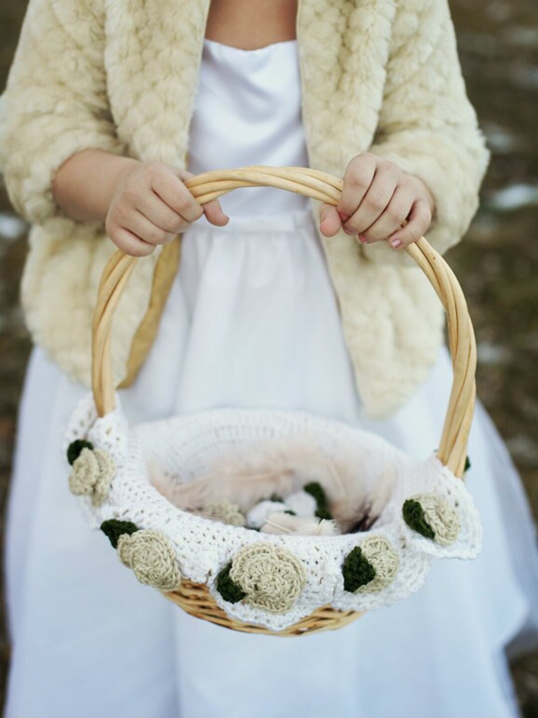 Crochet Pattern - SOC-014 Flower Girl Basket Liner - Etsy