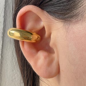 Chunky Ear Cuff Gold Classic 18K Gold Earcuff Thick Ear cuff No Piercing Conch Trendy Earrings Cuff Fake Piercing Gold Jewelry