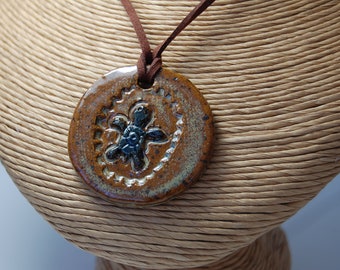 Sea Turtle Pottery Pendant Necklace, Boho Style, Antique Iron Glaze.  J51