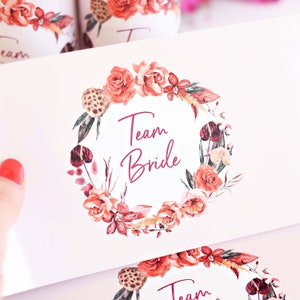 Prosecco Getränke Dosen Banderolen Sticker für JGA Deko Hochzeit Rote Blumen Rosen Boho Bild 3