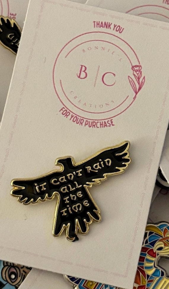 The Crow | Pin badge | Halloween | 1994  | It can’t rain all the time | Horror | Gift | Crow | Fan | Black | Goth | 90s |