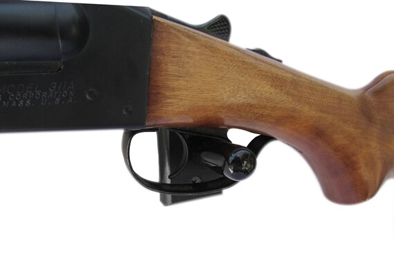 Standard Horizontal Wall Mount For Shotguns & Rifles - 3-inch Gap American-Made Firearm Display